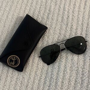 Ray-Ban Aviator Sunglasses